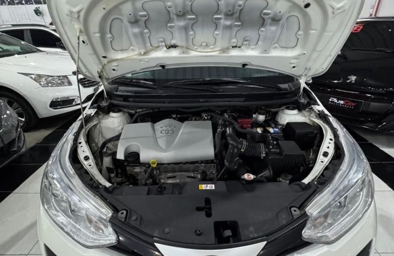 Toyota Yaris 1.3 16V Xl Multidrive - Foto #10