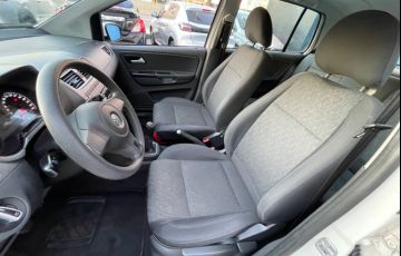 Volkswagen Fox 1.6 Mi 8v - Foto #5