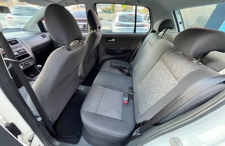 Volkswagen Fox 1.6 Mi 8v - Foto #6