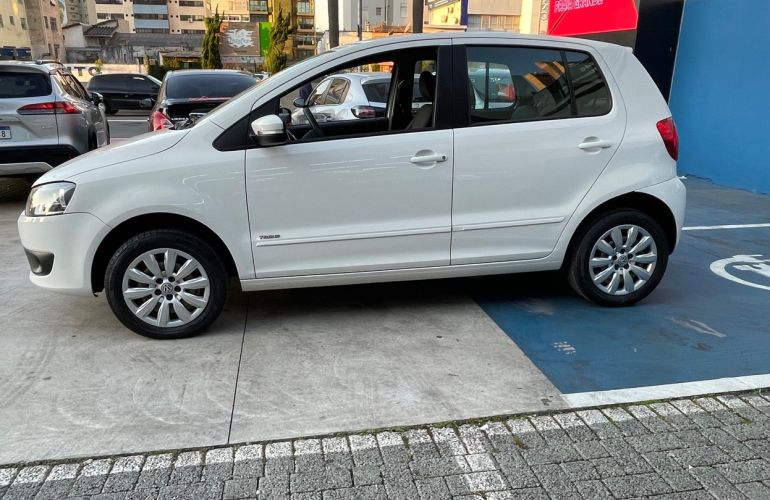 Volkswagen Fox 1.6 Mi 8v - Foto #8