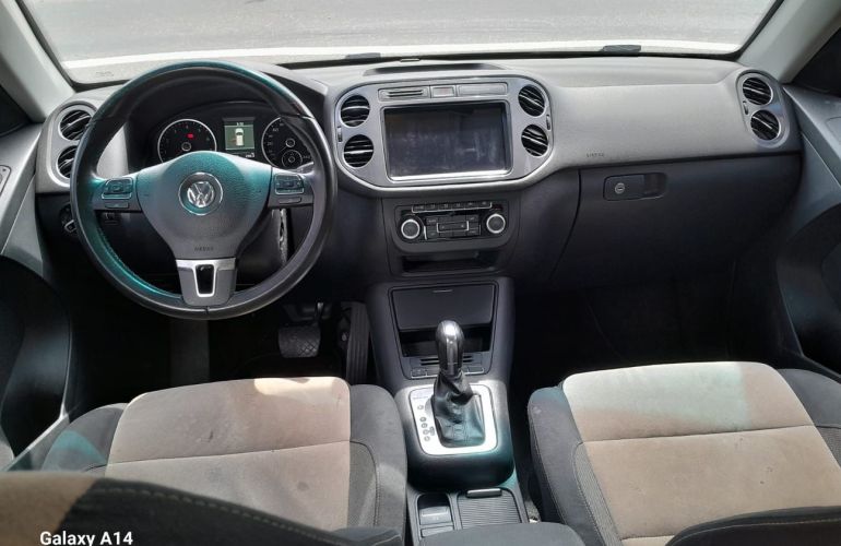 Volkswagen Tiguan 2.0 TSi 16V Turbo - Foto #9