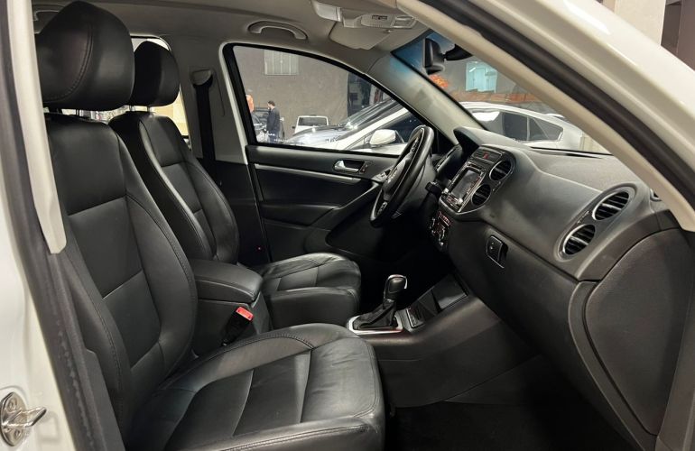 Volkswagen Tiguan 2.0 TSi 16V Turbo - Foto #9