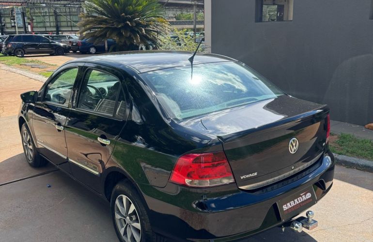 Volkswagen Voyage 1.6 Mi Comfortline 8v - Foto #8
