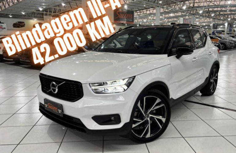 Volvo XC40 2.0 T5 R-Design AWD - Foto #1