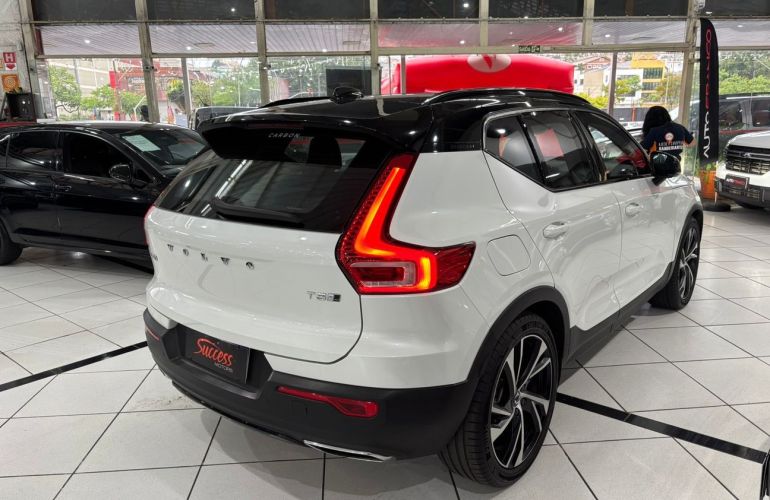 Volvo XC40 2.0 T5 R-Design AWD - Foto #7