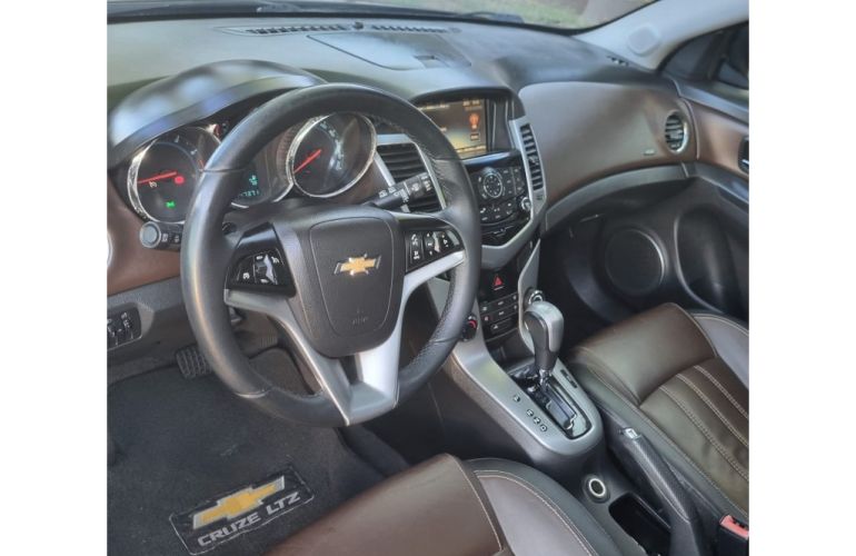 Chevrolet Cruze Sport6 LTZ 1.8 16V Ecotec (Aut) (Flex) - Foto #8