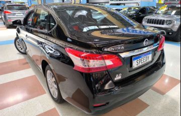 Nissan Sentra 2.0 SV 16v - Foto #6