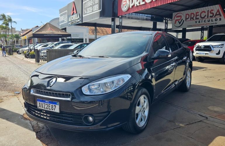 Renault Fluence 2.0 16V Dynamique (Flex) - Foto #6