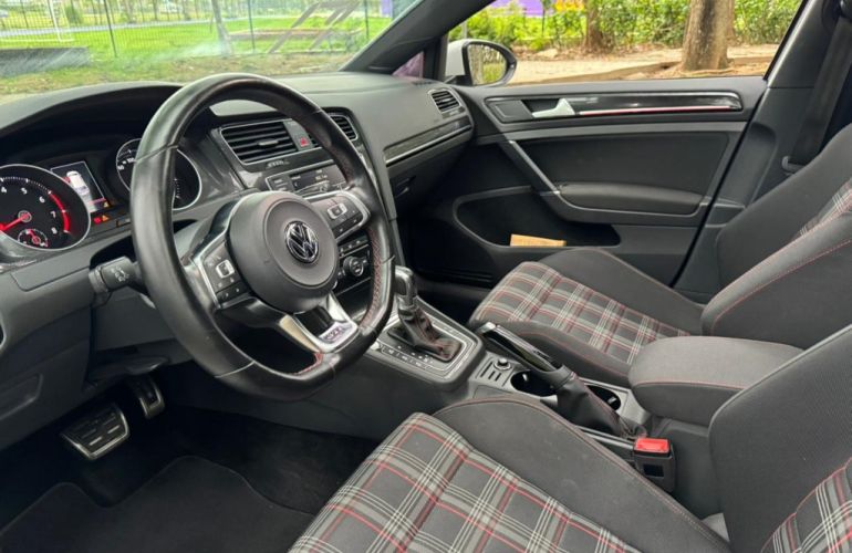 Volkswagen Golf 2.0 TSi GTi 16V Turbo Gasolina 4p Automático - Foto #9