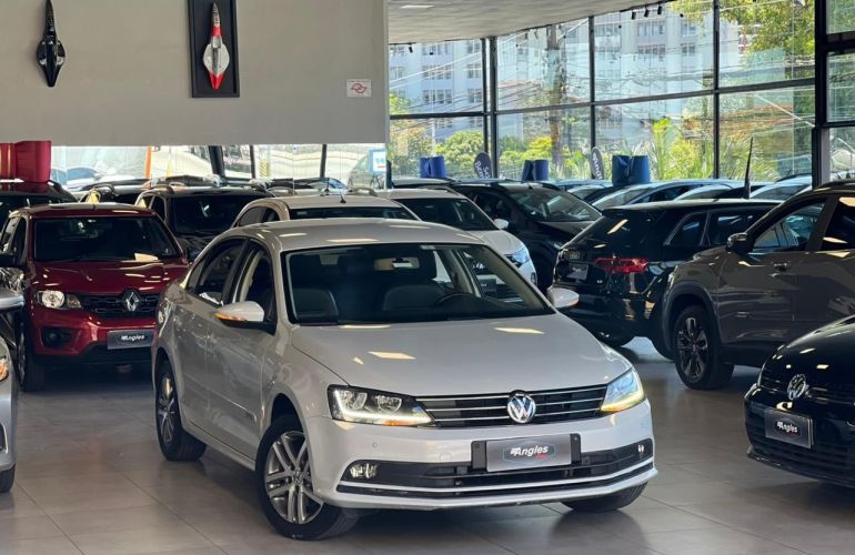 Volkswagen Jetta 1.4 16V TSi Comfortline - Foto #1