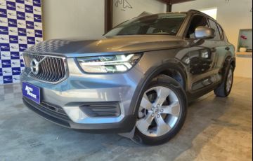Volvo XC40 2.0 T4 - Foto #3
