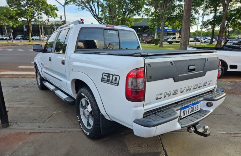 Chevrolet S10 Executive 4x2 2.8 Turbo Electronic (Cab Dupla) - Foto #6