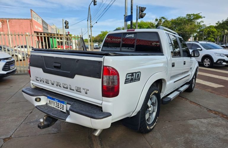 Chevrolet S10 Executive 4x2 2.8 Turbo Electronic (Cab Dupla) - Foto #8