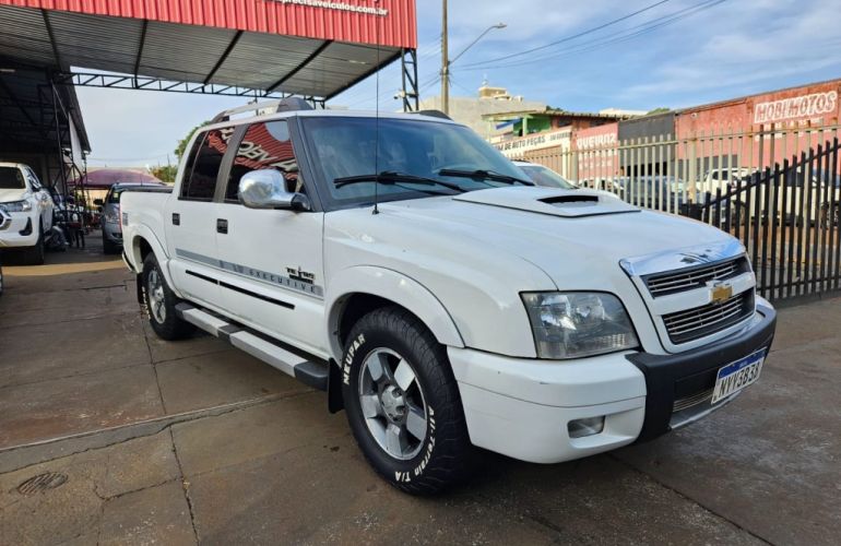 Chevrolet S10 Executive 4x2 2.8 Turbo Electronic (Cab Dupla) - Foto #9