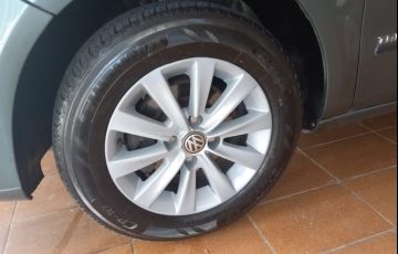 Volkswagen Voyage 1.0 Total Flex - Foto #3