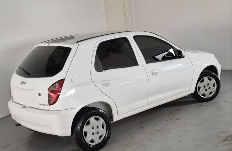 Chevrolet Celta LT 1.0 (Flex) - Foto #4