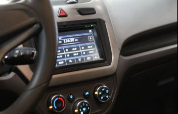 Chevrolet Cobalt 1.4 MPFi LTZ 8v - Foto #7