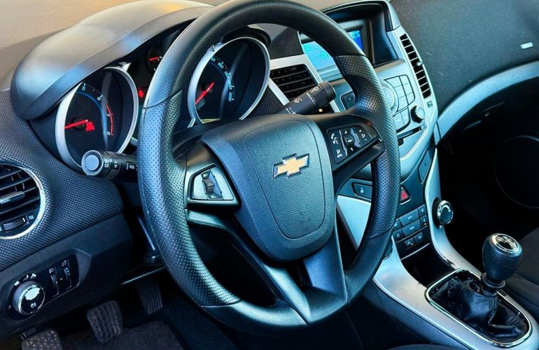 Chevrolet Cruze 1.8 LT 16v - Foto #7