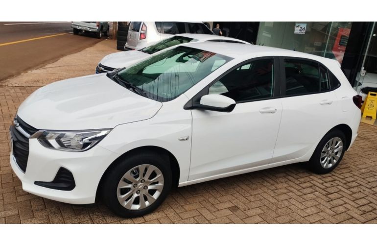 Chevrolet Onix 1.0 LT - Foto #1