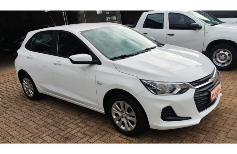 Chevrolet Onix 1.0 LT - Foto #9