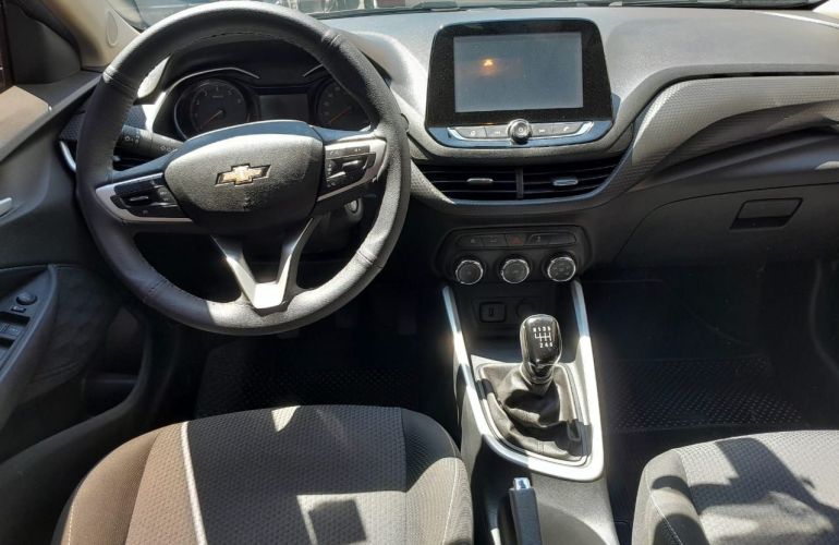 Chevrolet Onix 1.0 Plus - Foto #5