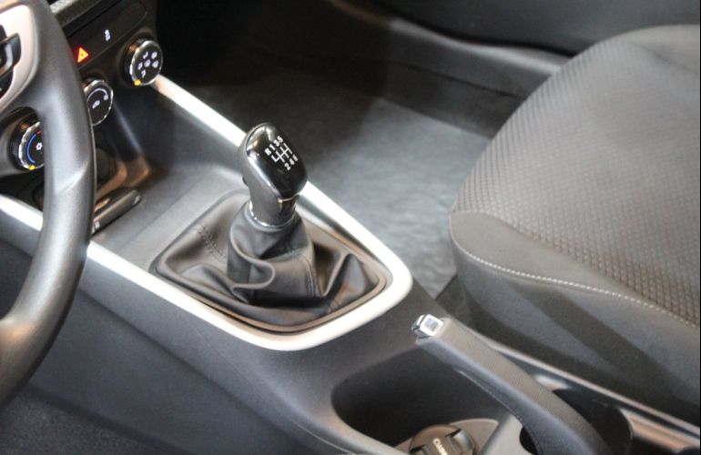 Chevrolet Onix 1.0 Plus Lt - Foto #9