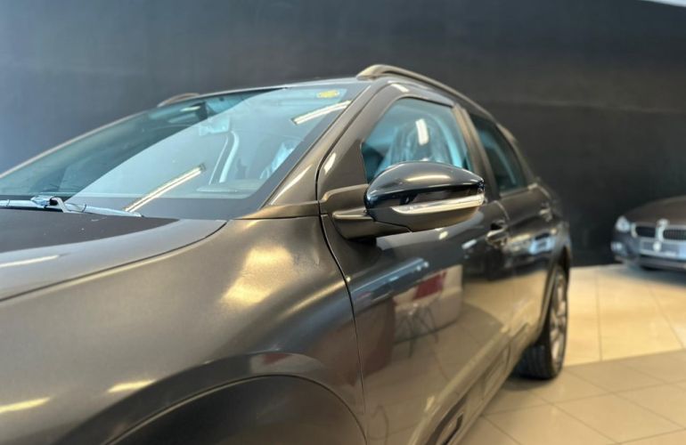 Citroën C4 Cactus 1.6 VTi 120 Flex Feel Eat6 - Foto #5