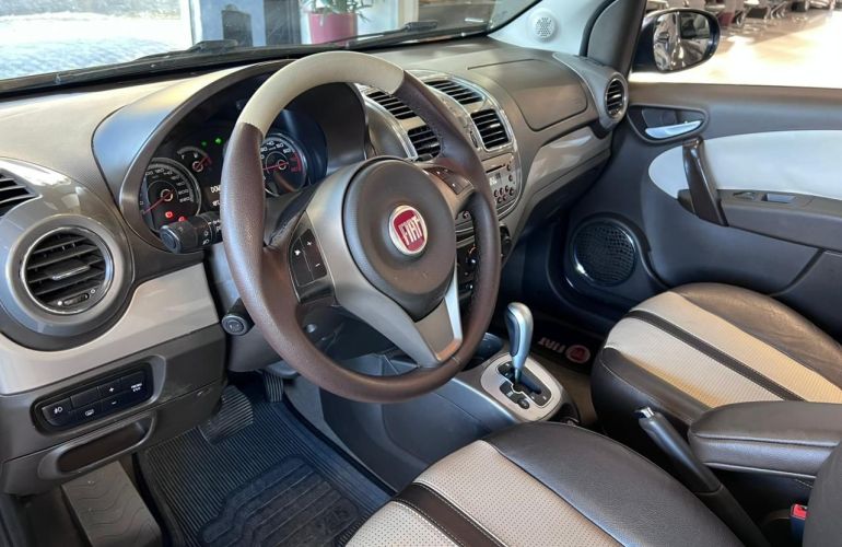 Fiat Siena 1.6 MPi Essence 16v - Foto #4