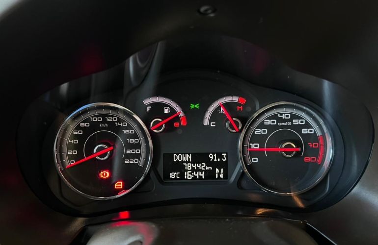 Fiat Siena 1.6 MPi Essence 16v - Foto #5