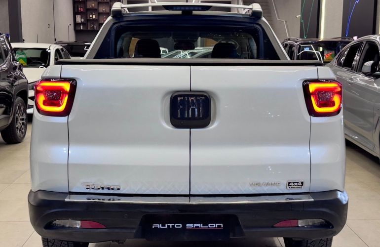 Fiat Toro 2.0 16V Turbo Volcano 4WD At9 - Foto #5
