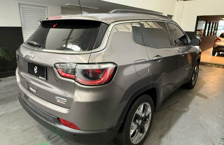 Jeep Compass 2.0 16V Flex Longitude Automático - Foto #4