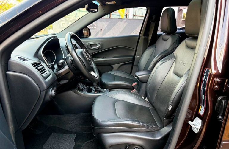 Jeep Compass 2.0 16V S 4x4 - Foto #4