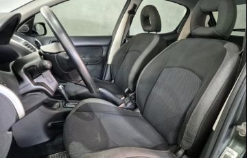 Peugeot 207 Hatch XS 1.6 16V (flex) (aut) - Foto #7