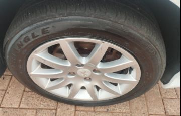 Peugeot 308 Active 1.6 16v (Flex) - Foto #6