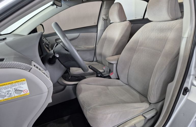 Toyota Corolla Sedan 1.8 Dual VVT-i  XLI (aut) (flex) - Foto #7