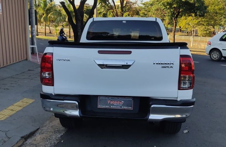 Toyota Hilux 2.8 Srx 4x4 CD 16v - Foto #6