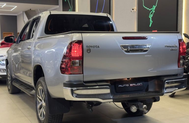 Toyota Hilux 2.7 Srv 4x4 CD 16v - Foto #6