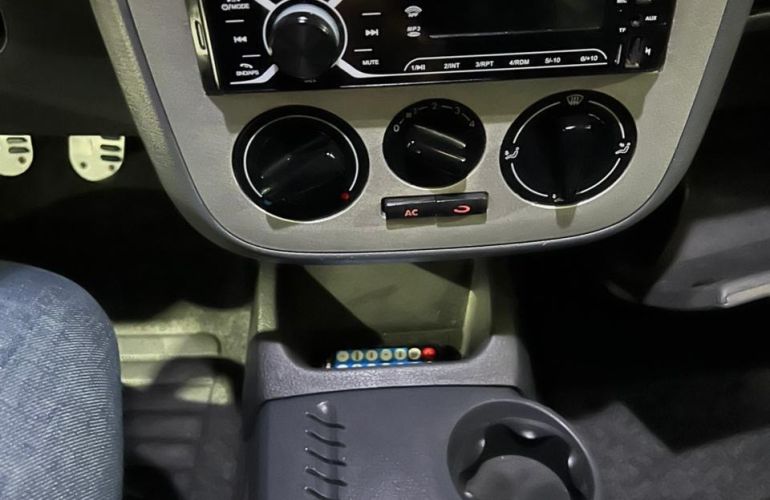 Volkswagen Gol 1.6 Mi Power 8V G.iv - Foto #8