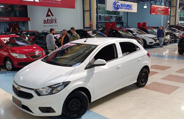 Chevrolet Onix 1.0 MPFi LT 8v - Foto #1
