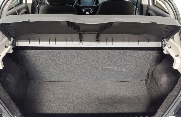 Chevrolet Onix 1.0 MPFi LT 8v - Foto #7