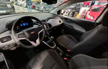 Chevrolet Onix 1.0 MPFi LT 8v - Foto #10