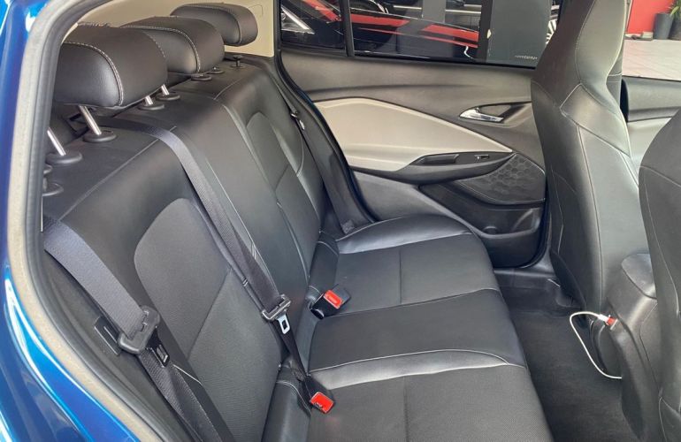 Chevrolet Onix 1.0 Turbo Plus Premier - Foto #7