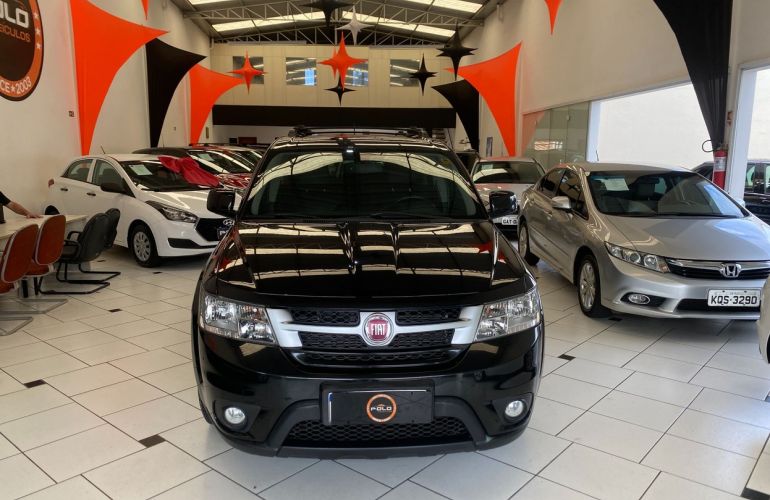 Fiat Freemont 2.4 Emotion 16v - Foto #1