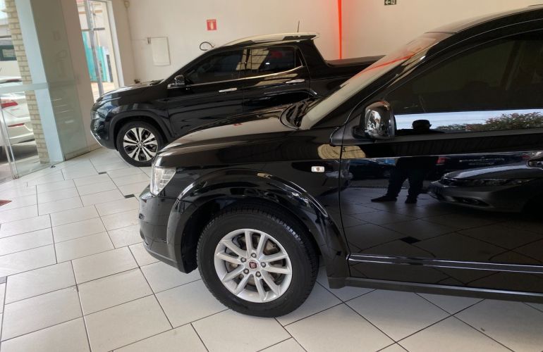 Fiat Freemont 2.4 Emotion 16v - Foto #3