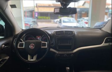 Fiat Freemont 2.4 Emotion 16v - Foto #5