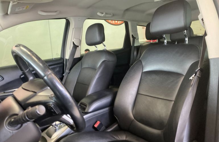 Fiat Freemont 2.4 Emotion 16v - Foto #7