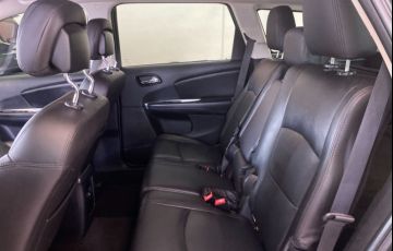 Fiat Freemont 2.4 Emotion 16v - Foto #8