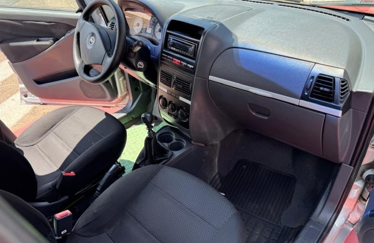 Fiat Idea 1.4 MPi Elx 8v - Foto #7