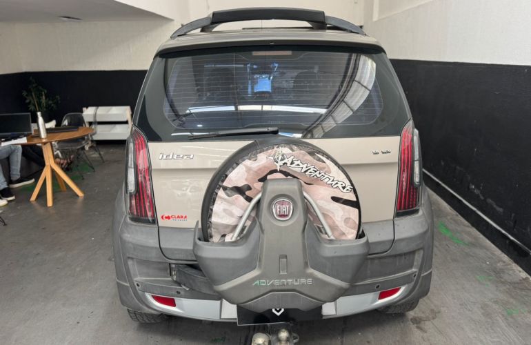 Fiat Idea 1.8 MPi Adventure 16V Flex 4p Manual - Foto #5
