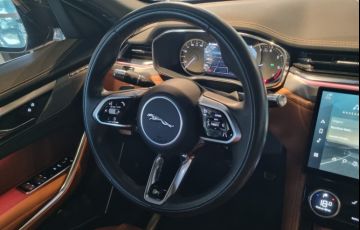 Jaguar F-pace 3.0 P340 Mhev R-dynamic SE Awd - Foto #6